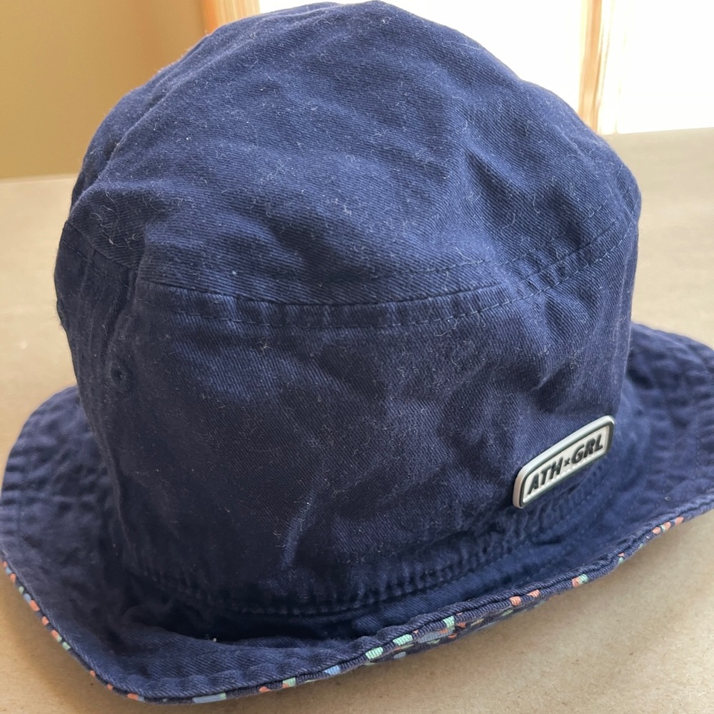 Athleta Girl Navy reversible Bucket Hat with Logo